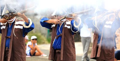 火縄銃試射の様子