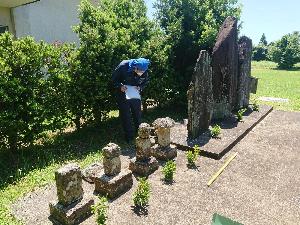 安城妙泰寺の石塔